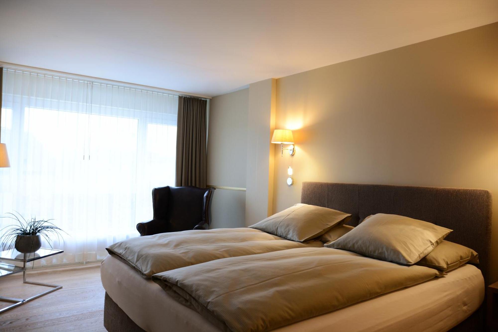 Parkhotel Langenthal Bagian luar foto